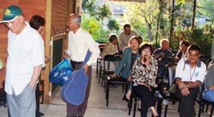 Sinh Hoạt Úc châu