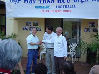 Hop Mặt 1982